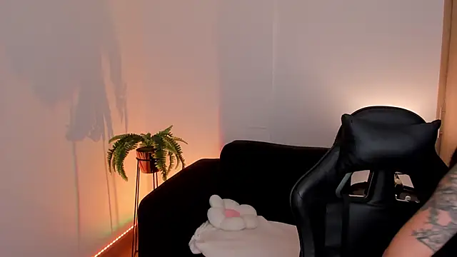 MeganColt online show from June 12, 4:09 am