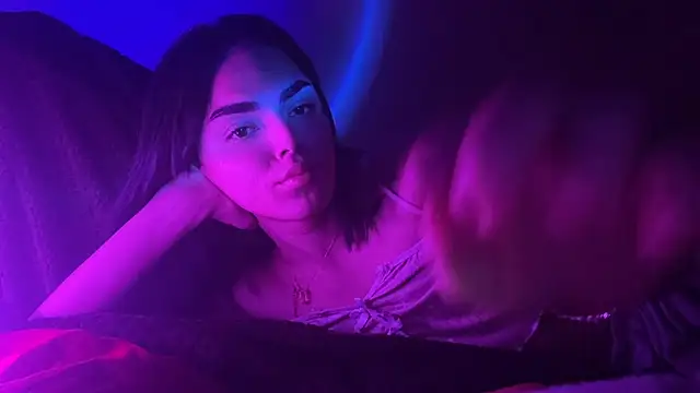 MarlyJess online show from June 4, 7:18 pm