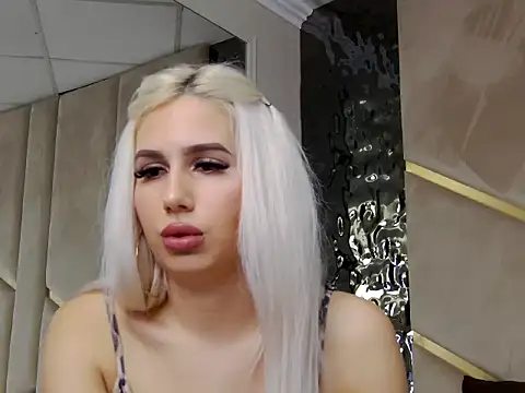 ZaraSpark online show from May 25, 6:40 pm