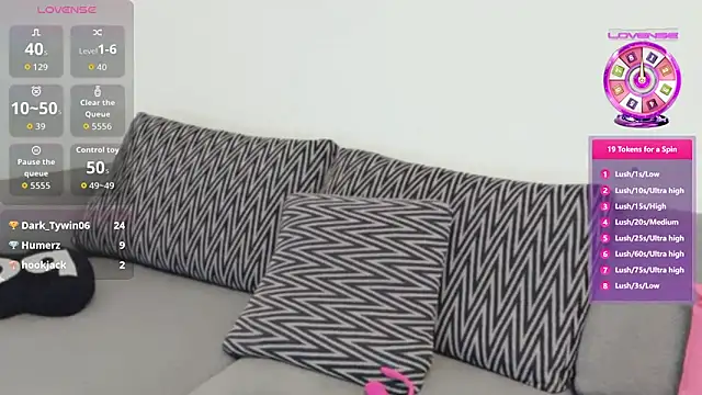 Elleeeee online show from June 18, 7:21 am