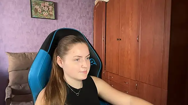 SilkSinner  online show from June 19, 11:46 am