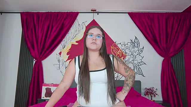 Lia Avalon online show from June 23, 11:41 am
