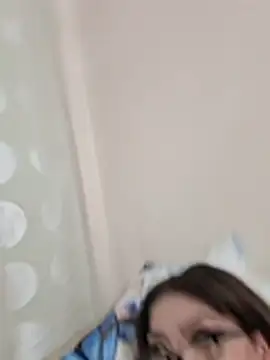 JessicaNichols  online show from June 27, 11:33 am