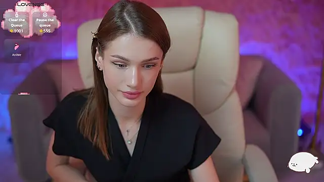 SophiaDream  online show from June 13, 1:08 pm