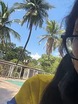 is petite online show from June 27, 4:24 pm