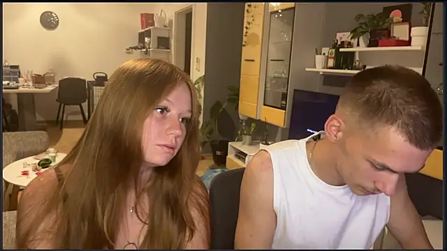 LeoAndLili online show from July 21, 7:47 pm