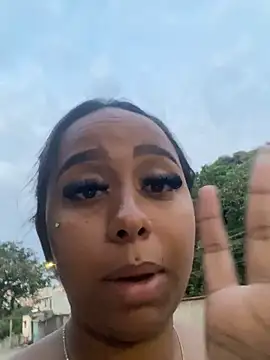 jhenannyy online show from June 11, 9:17 am
