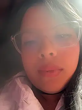 HannieBeautie online show from June 25, 8:10 pm