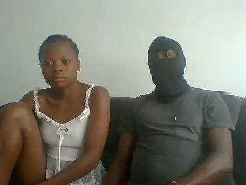 TonnyAmellia online show from June 12, 7:49 am