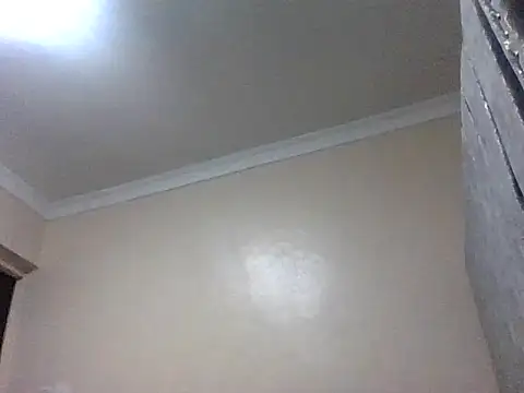 tiny beee online show from May 25, 9:14 pm