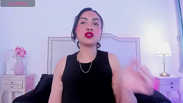 jade chers online show from June 12, 12:46 pm