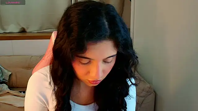 Rose Desiree online show from July 6, 11:15 am