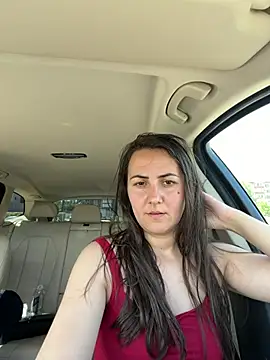 BrunetteNymph online show from June 18, 9:14 am