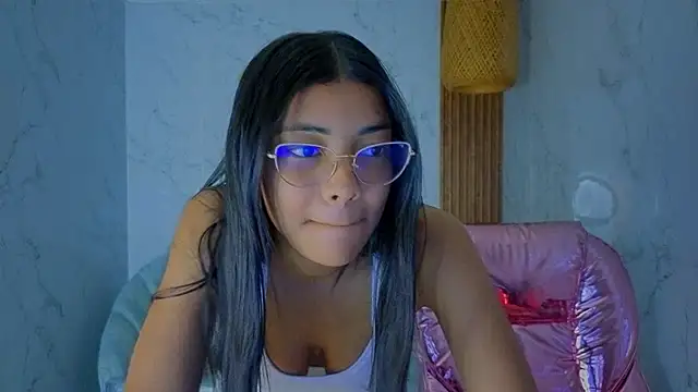 valentina gomez s online show from June 12, 12:46 pm