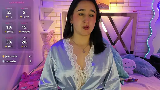 Lua bloom  online show from June 29, 10:26 am