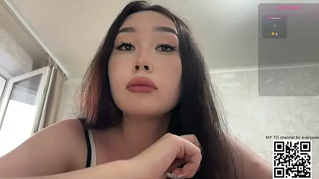 LilowNax online show from July 8, 3:58 pm