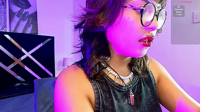 hannita 01 online show from June 9, 11:42 am