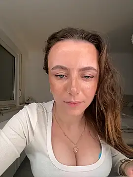 Cherry-Bean online show from June 4, 6:12 pm