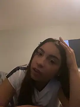 naomiiii55 online show from June 16, 3:18 am