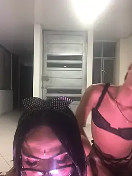 Kitty-love-sexy online show from July 29, 6:02 am