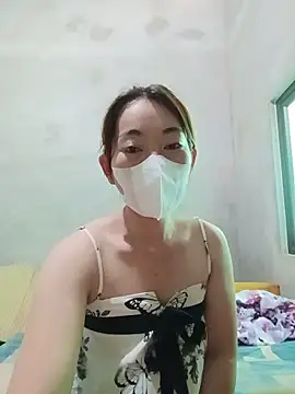 -Trinina- online show from June 15, 6:35 am