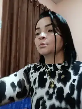 Madelyn sonora1992 online show from July 18, 7:44 am