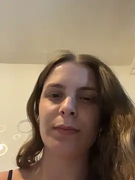 alyiah777 online show from May 28, 6:28 pm