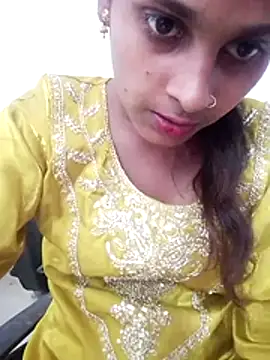 Snapshot of sexy_kajal9 chatting on June 6, 4:08 am sexy kajal9 online show from June 6, 4:08 am