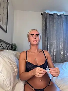 Millymae  online show from June 19, 4:21 pm