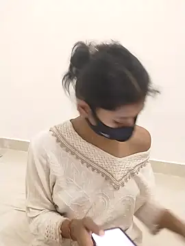 cute dipti online show from June 16, 2:40 pm