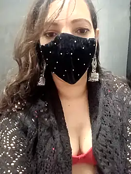 Lovely-Manisha143 online show from June 15, 5:07 am
