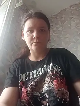 KellyCarter  online show from June 8, 11:00 am