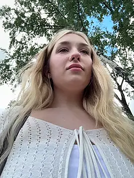 Polly Pop online show from June 22, 10:45 am