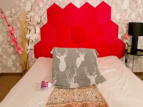 Aria SkyX online show from August 1, 8:05 am