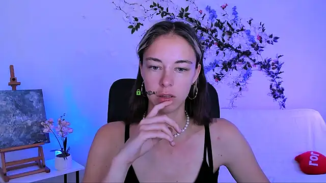 lia dream  online show from August 7, 2:57 pm