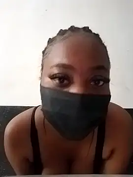 lovella1998 online show from June 5, 3:51 pm