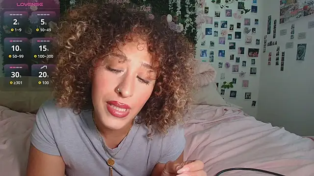 LyraCovee online show from July 22, 12:22 am