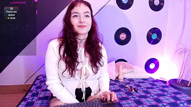 Allissa Noir online show from July 2, 2:44 am