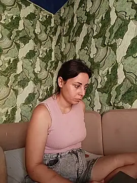 MichelleWoood online show from July 2, 3:06 am