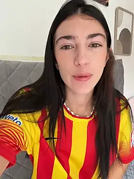 adrianaasoler online show from June 9, 9:30 am