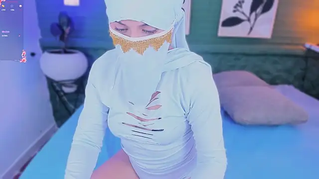 aisha k online show from July 9, 10:11 pm