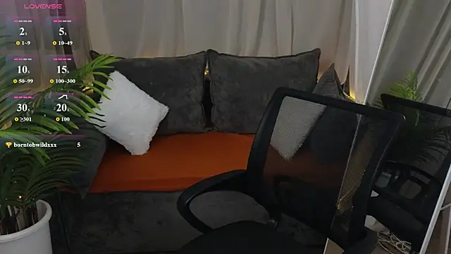 memymee  online show from June 29, 1:45 am