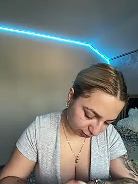 xLexi online show from July 20, 9:45 am