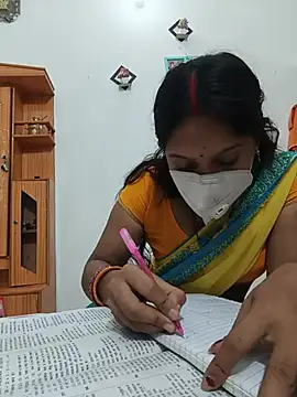 ranigupta72 online show from July 21, 11:00 am