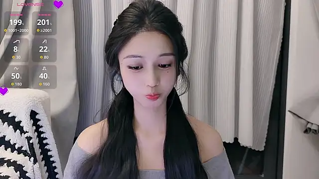 lulu-789 online show from July 28, 12:48 pm