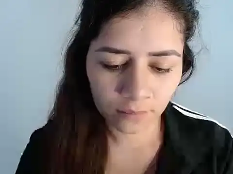 Luna zoe online show from July 8, 7:32 am