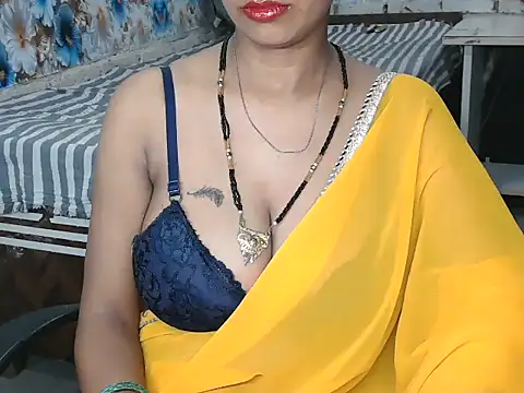 NottyMomo online show from July 11, 3:56 pm