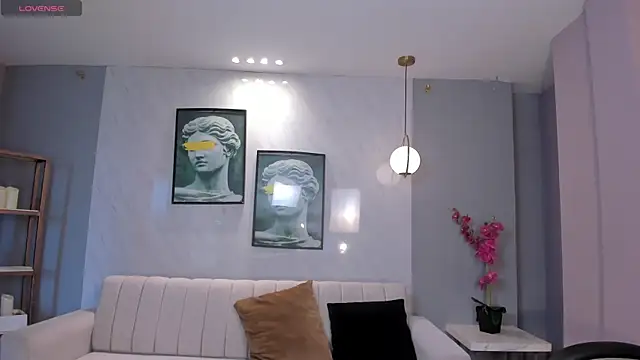 NovaSinclairX online show from August 7, 12:23 pm