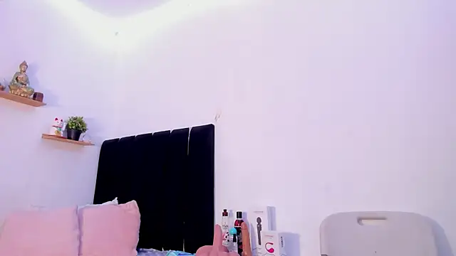 hellokitty900 online show from June 26, 1:56 pm