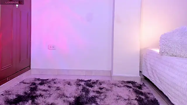 lana moontt online show from July 10, 12:23 am
